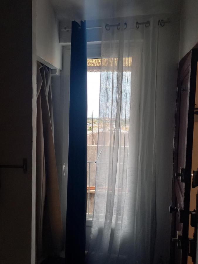 Studio meublé 5 mn de la gare 10 mn des plages Sète Exterior foto